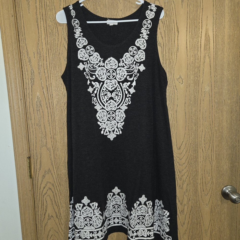 Foxxy Sleeveless Pattern Dress